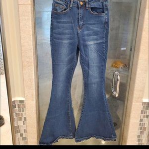 NWOT High rise bell bottom jeans sz Small